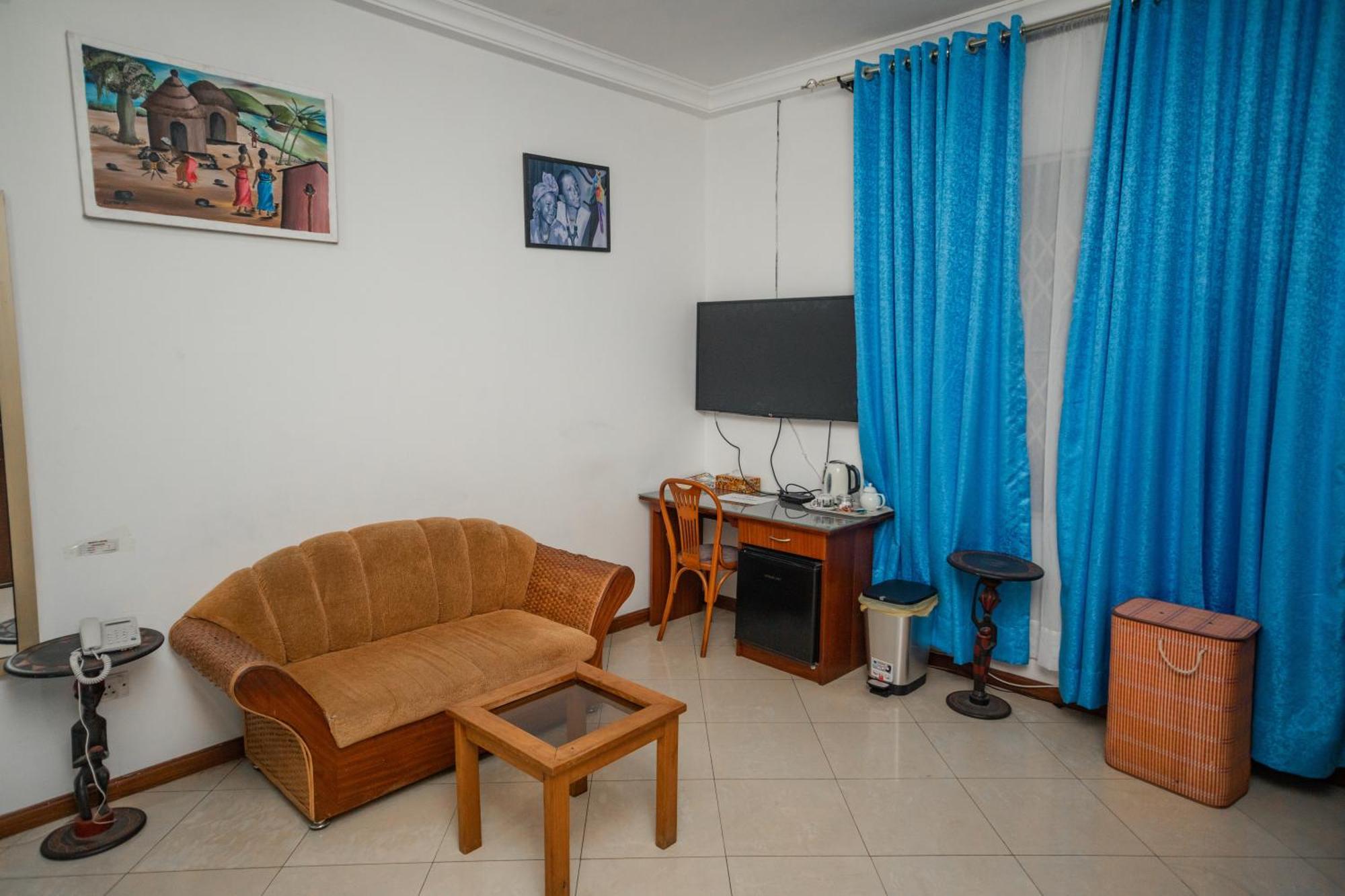 Beauty Hotel Accra Exterior photo